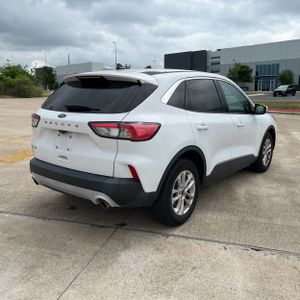 FORD ESCAPE SE - 8