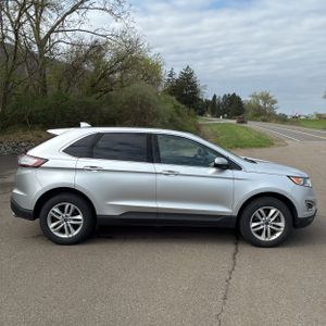 FORD EDGE SEL - 6