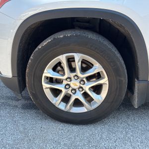 صورة 15 لـ 2018 Chevrolet TRAVERSE LT CLOTH