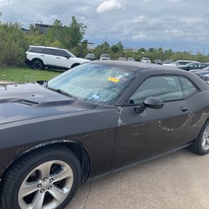 DODGE CHALLENGER SXT - 2