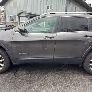 JEEP CHEROKEE LIMITED - 4