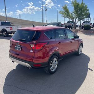 FORD ESCAPE SE - 8
