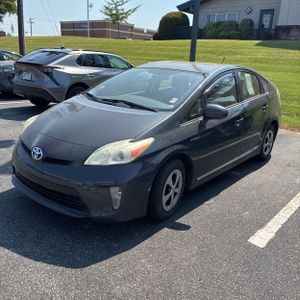 TOYOTA PRIUS - 1