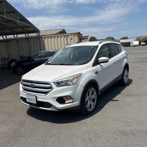 صورة 1 لـ 2017 FORD ESCAPE TITANIUM