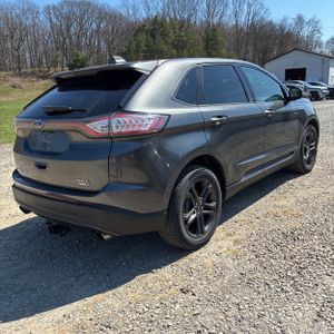 FORD EDGE SEL - 8