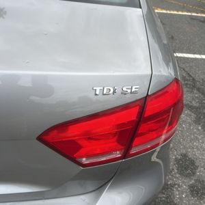 صورة مصغرة 23 لـ 2014 Volkswagen PASSAT 2.0L TDI SE