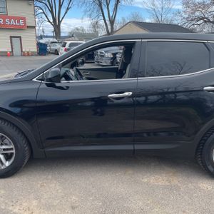 HYUNDAI SANTA FE - 4