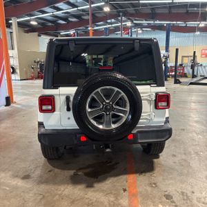 2019 JEEP WRANGLER UNLIMITED SAHARA — фото 7