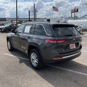 JEEP GRAND CHEROKEE LAREDO X 4X2 - 5