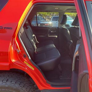 صورة مصغرة 37 لـ 2023 Toyota 4RUNNER TRD PRO