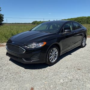 FORD FUSION SE - 1