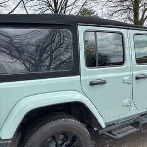 JEEP WRANGLER SAHARA 4XE - 9
