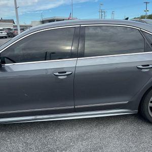 2017 Volkswagen PASSAT 1.8T R-LINE — фото 4