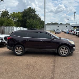 2009 Chevrolet TRAVERSE LT — фото 10