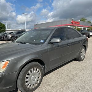 HYUNDAI SONATA GLS - 2