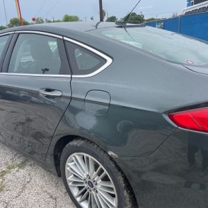 FORD FUSION SE - 6