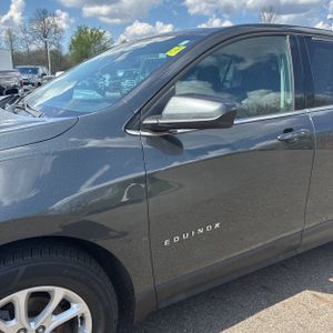 CHEVROLET EQUINOX LT - 2