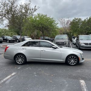 Cadillac CTS 2.0T Luxury Collection - 10