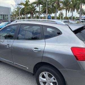 2011 Nissan ROGUE SV 照片 5