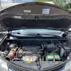 صورة 44 لـ 2015 Toyota RAV4 LE