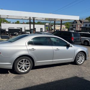 FORD FUSION SE - 10