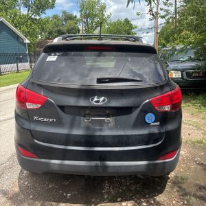 HYUNDAI TUCSON SE - 7