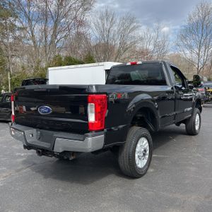FORD F-350 SUPER DUTY XL - 8