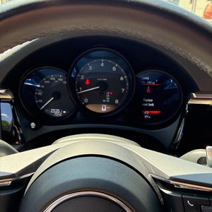 2023 Porsche MACAN — миниатюра 40