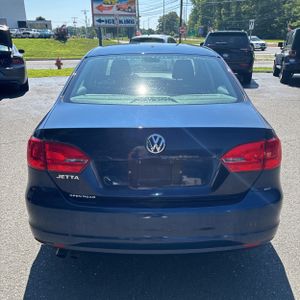 صورة 7 لـ 2012 Volkswagen JETTA S