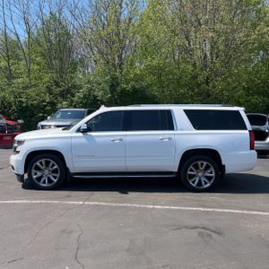 CHEVROLET SUBURBAN LTZ - 3