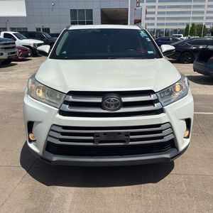 صورة مصغرة 61 لـ 2017 Toyota HIGHLANDER XLE