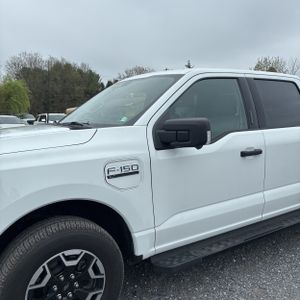 FORD F-150 LIGHTNING XLT - 2