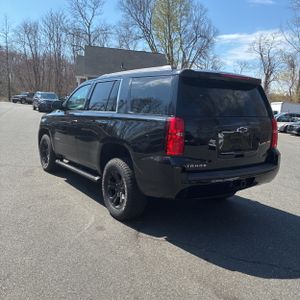 CHEVROLET TAHOE LS - 5