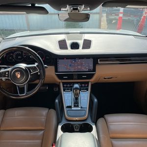 2019 Porsche CAYENNE S thumbnail 37