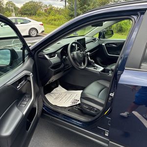 صورة مصغرة 32 لـ 2025 Toyota RAV4 XLE PREMIUM