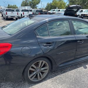صورة 9 لـ 2017 Subaru WRX LIMITED