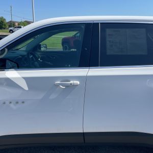 CHEVROLET TRAVERSE LS - 4