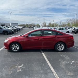 HYUNDAI SONATA GLS - 3