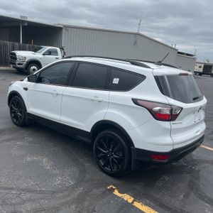 FORD ESCAPE SE - 5