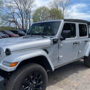 JEEP WRANGLER SAHARA 4XE - 2