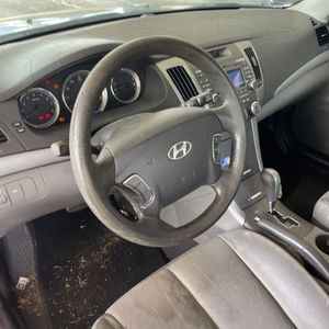 2010 Hyundai SONATA GLS — миниатюра 35