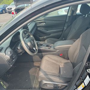 صورة مصغرة 31 لـ 2024 Honda ACCORD EX
