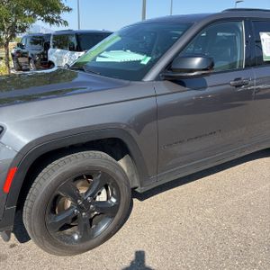 صورة 2 لـ 2022 JEEP GRAND CHEROKEE L LIMITED