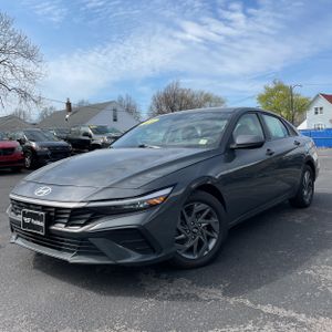 HYUNDAI ELANTRA SEL - 1