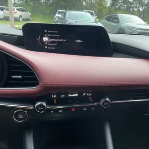 2022 Mazda MAZDA3 HATCHBACK PREMIUM PLUS thumbnail 38