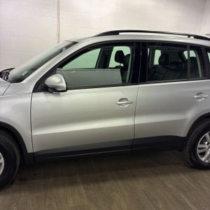 VOLKSWAGEN TIGUAN 2.0T S 4MOTION - 4