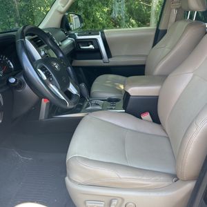2016 Toyota 4RUNNER SR5 PREMIUM — фото 32