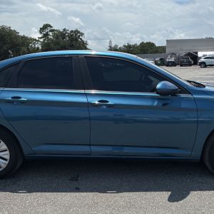 2019 Volkswagen JETTA S photo 10