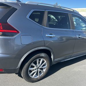 2018 Nissan ROGUE S — фото 8