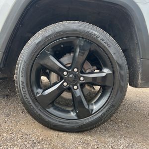 2024 JEEP GRAND CHEROKEE LIMITED 照片 18